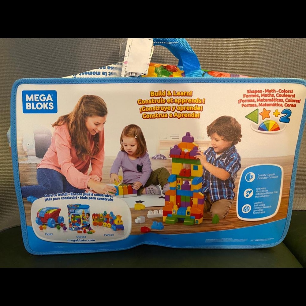 Mega blocks